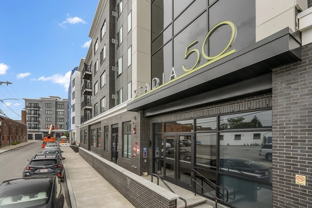 50 Hichborn, Brighton