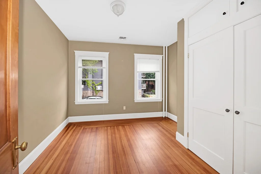 79 Perkins St, Jamaica Plain