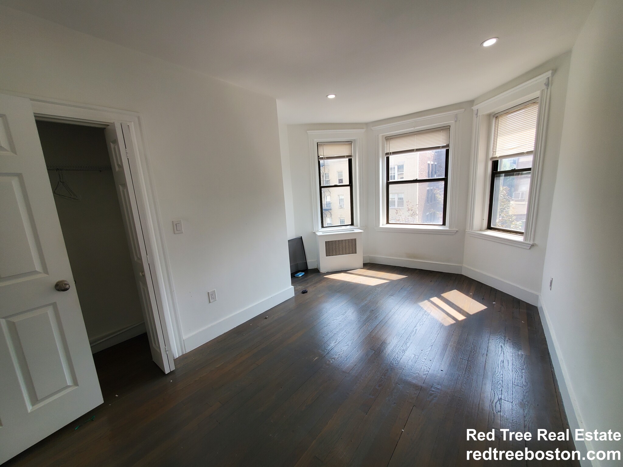 11 Peterborough St, Fenway