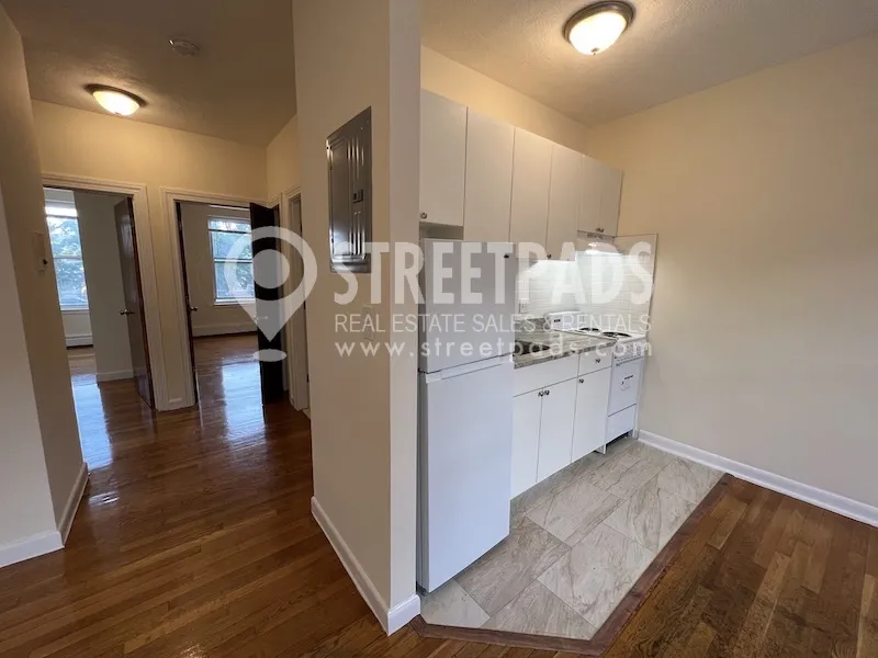 172 North Beacon St, Brighton