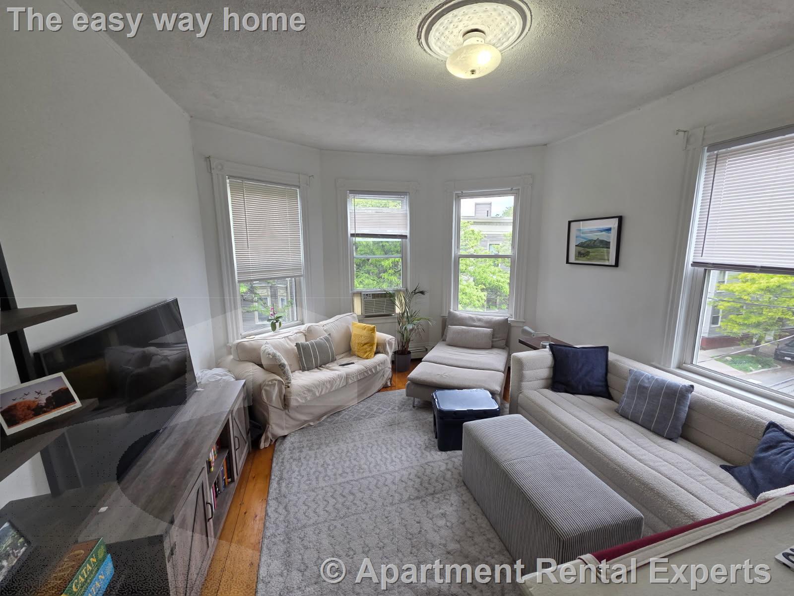 254 Windsor St, Central Square