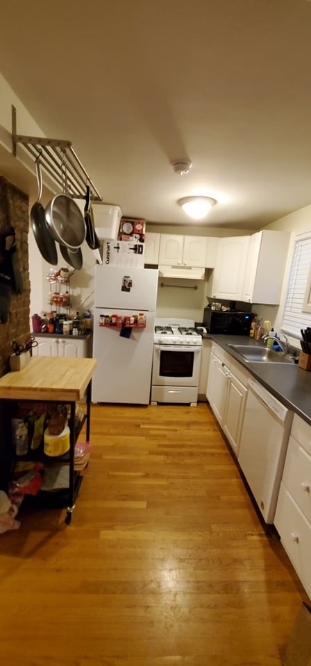 8 Alberta Ter, North Cambridge