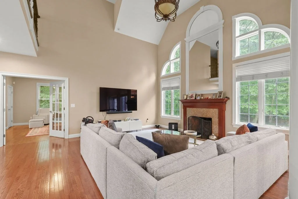12 Ronald C Meyer Dr, North Attleboro