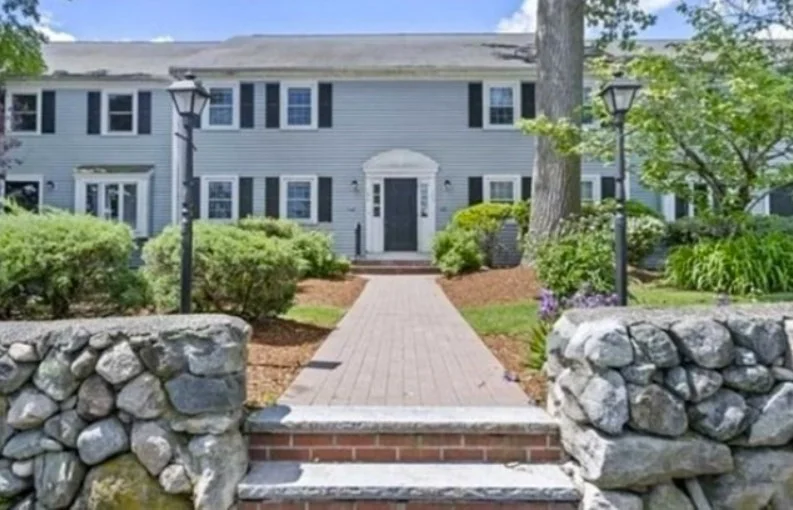 546 Lincoln St, Waltham