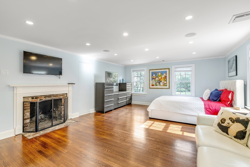 171 Marsh St, Belmont