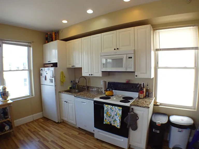 846 Dorchester Ave, Dorchester