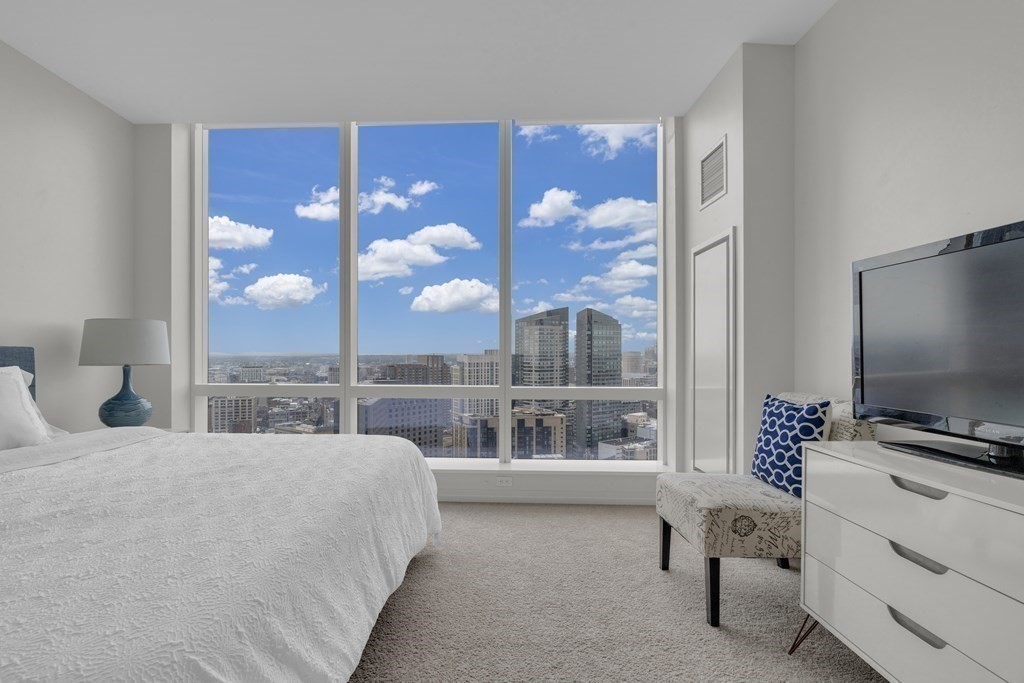 1 Franklin St, Midtown