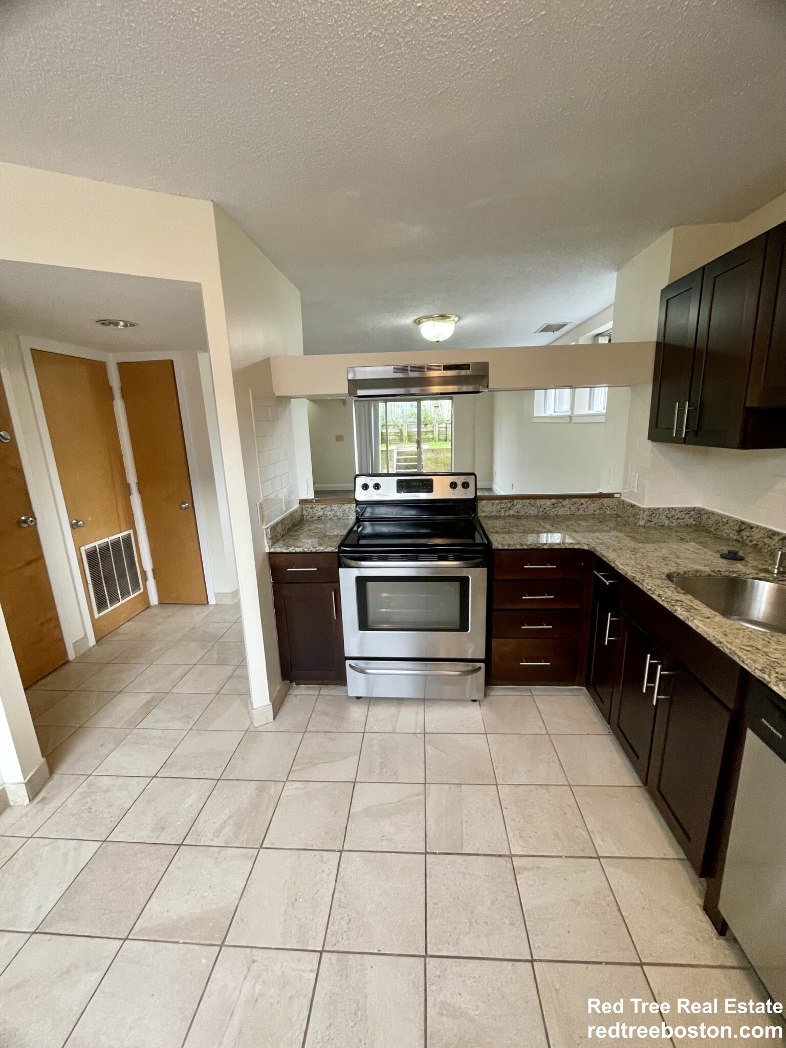 154 North Beacon St, Brighton