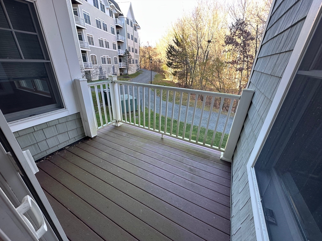 614 Pond St, Braintree