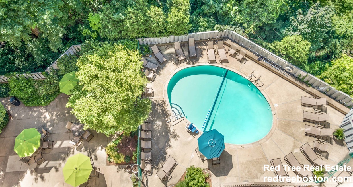 1443 Beacon St, Griggs Park