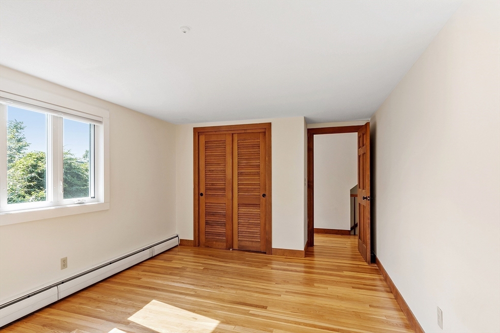 4 Lowest Ln, Rockport