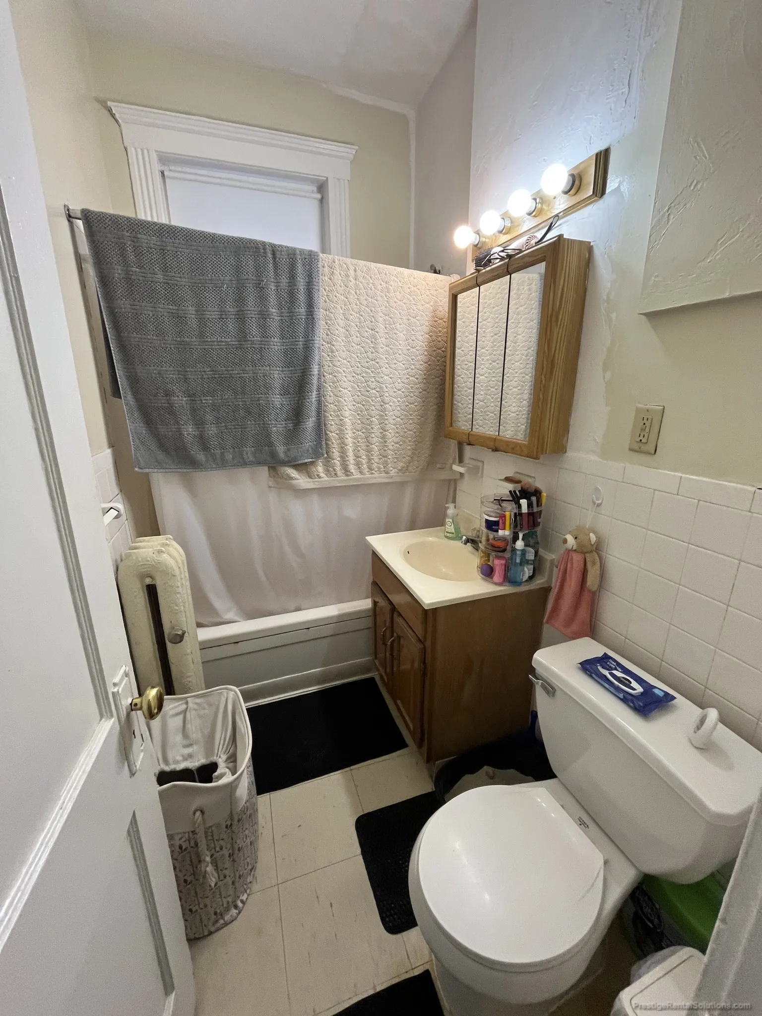 31 Gardner St, Allston