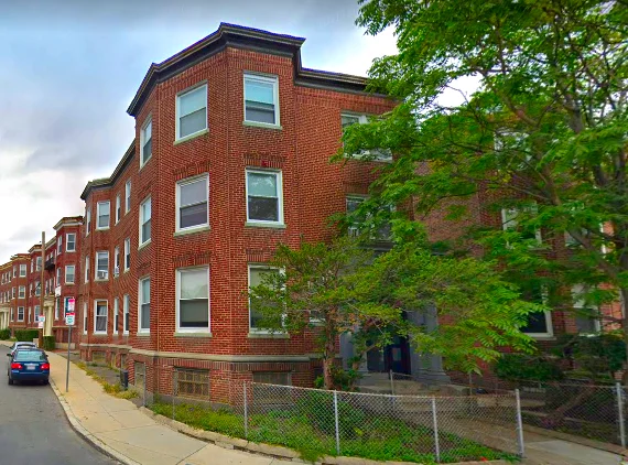 83 Glenville Ave, Brighton