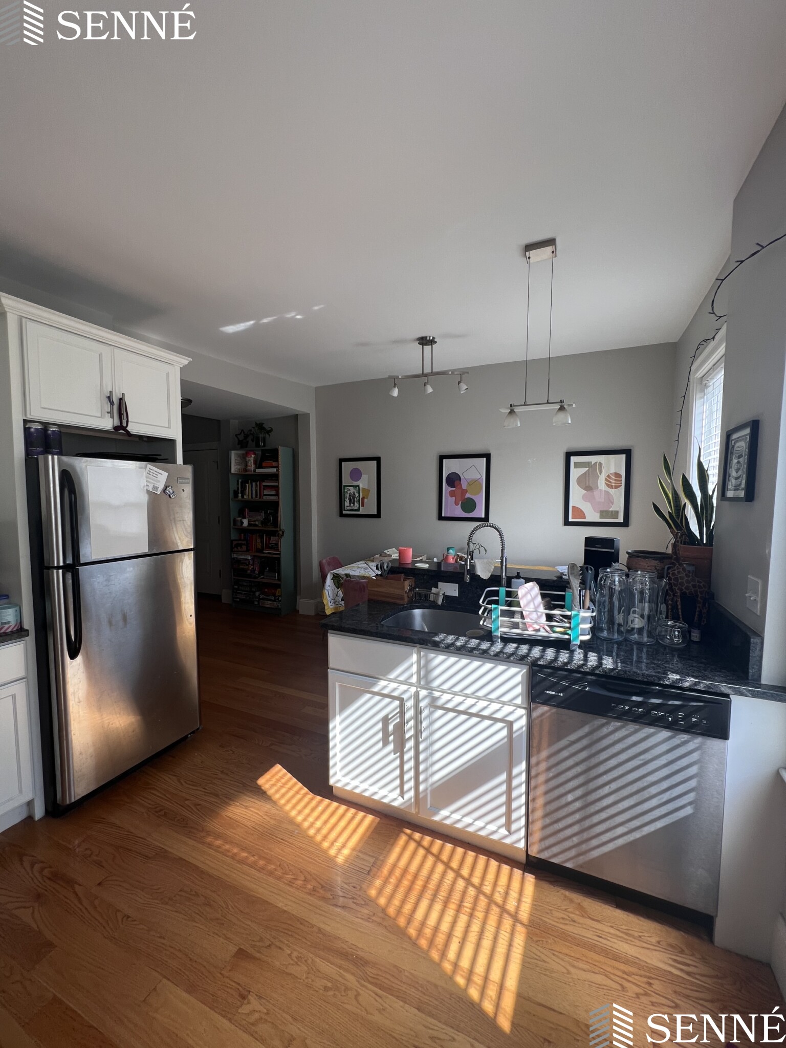 563 Cambridge St, East Cambridge