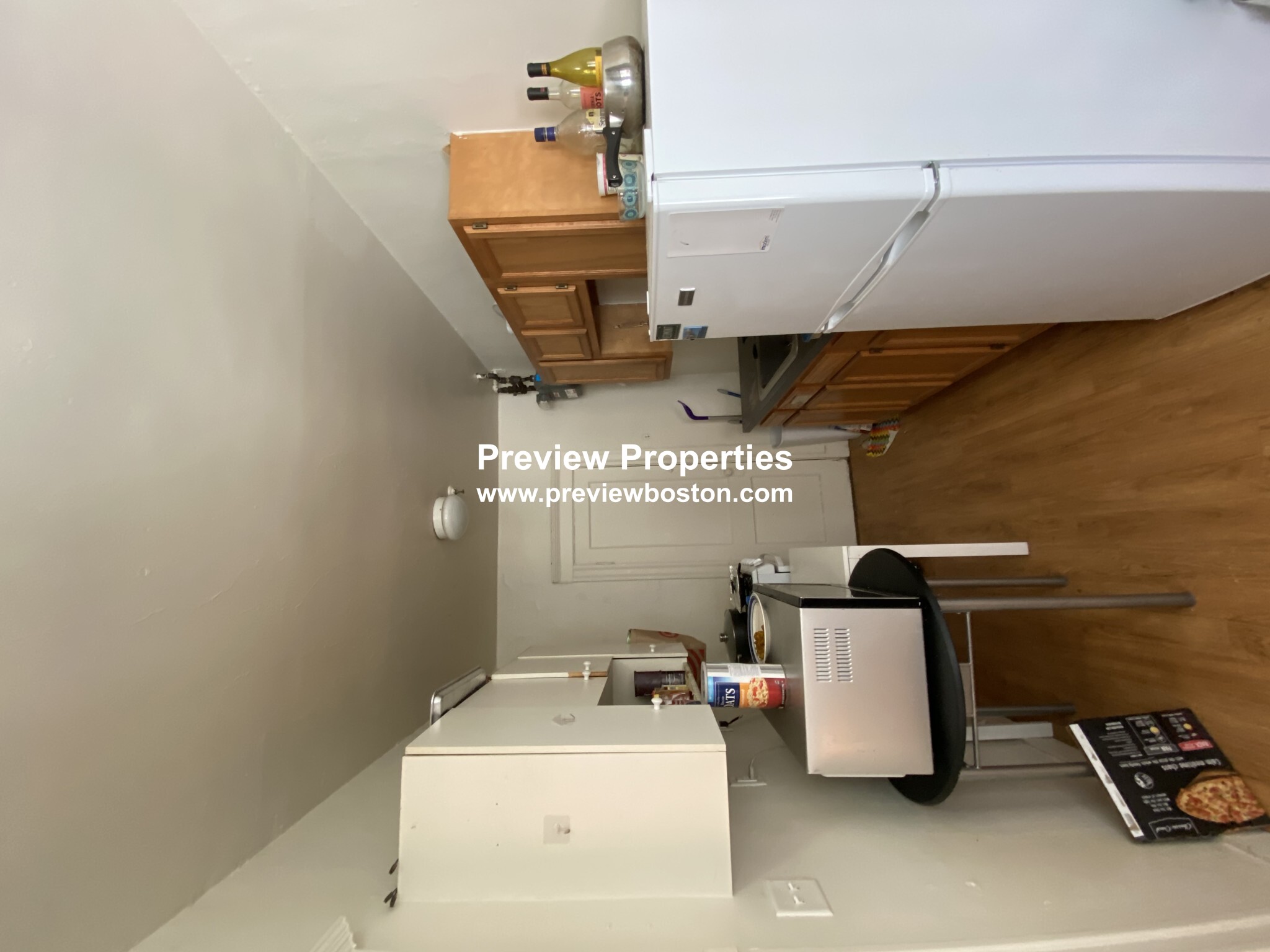 1167 Boylstyon St, Fenway