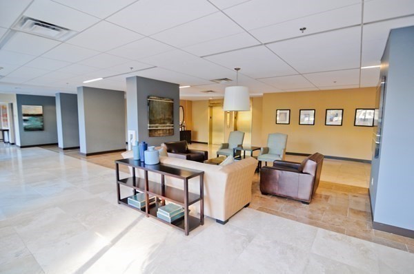 50 Longwood Ave, Brookline