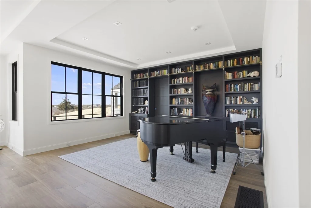 10 Maxey Pond Rd, Nantucket