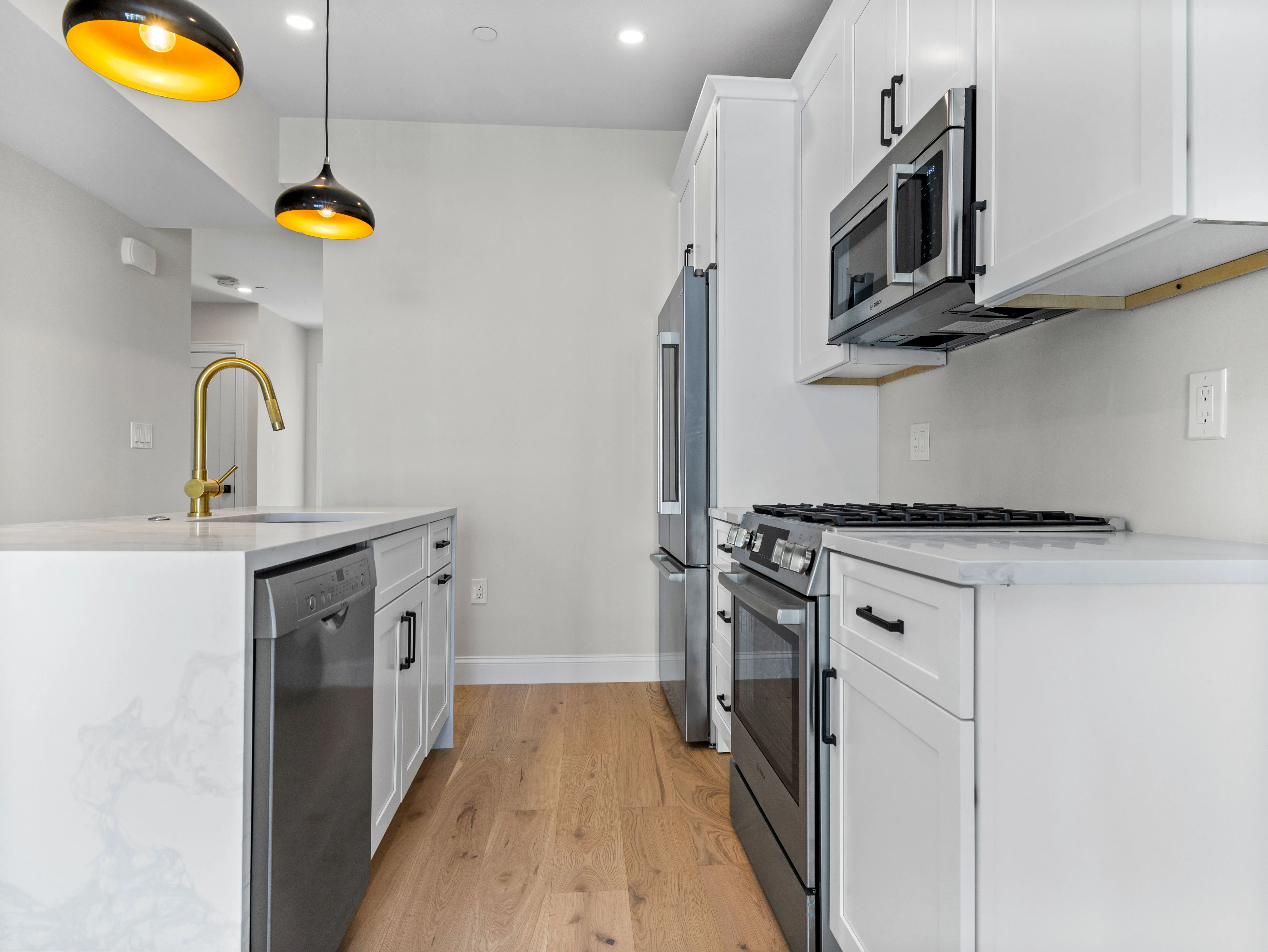 48 Woodward St, South Boston