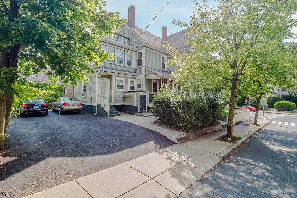 97 College Ave, Powder House Square