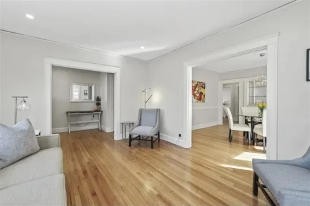 37 Gallivan Blvd, Mattapan