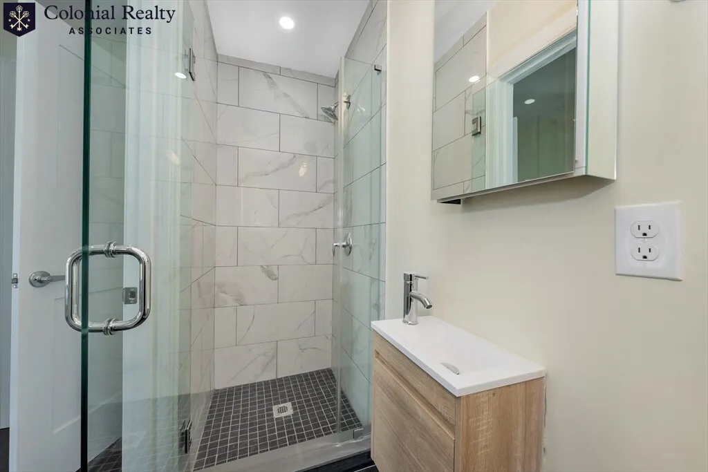 43 Wright Ave, South Medford