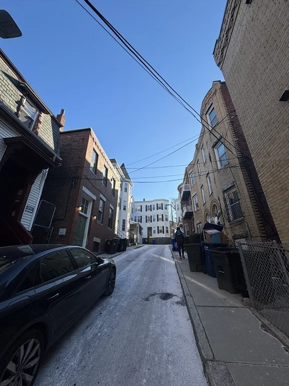 2 Shepherd Ave, Mission Hill