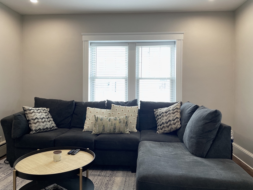 24-26 Kirk St, Winchester