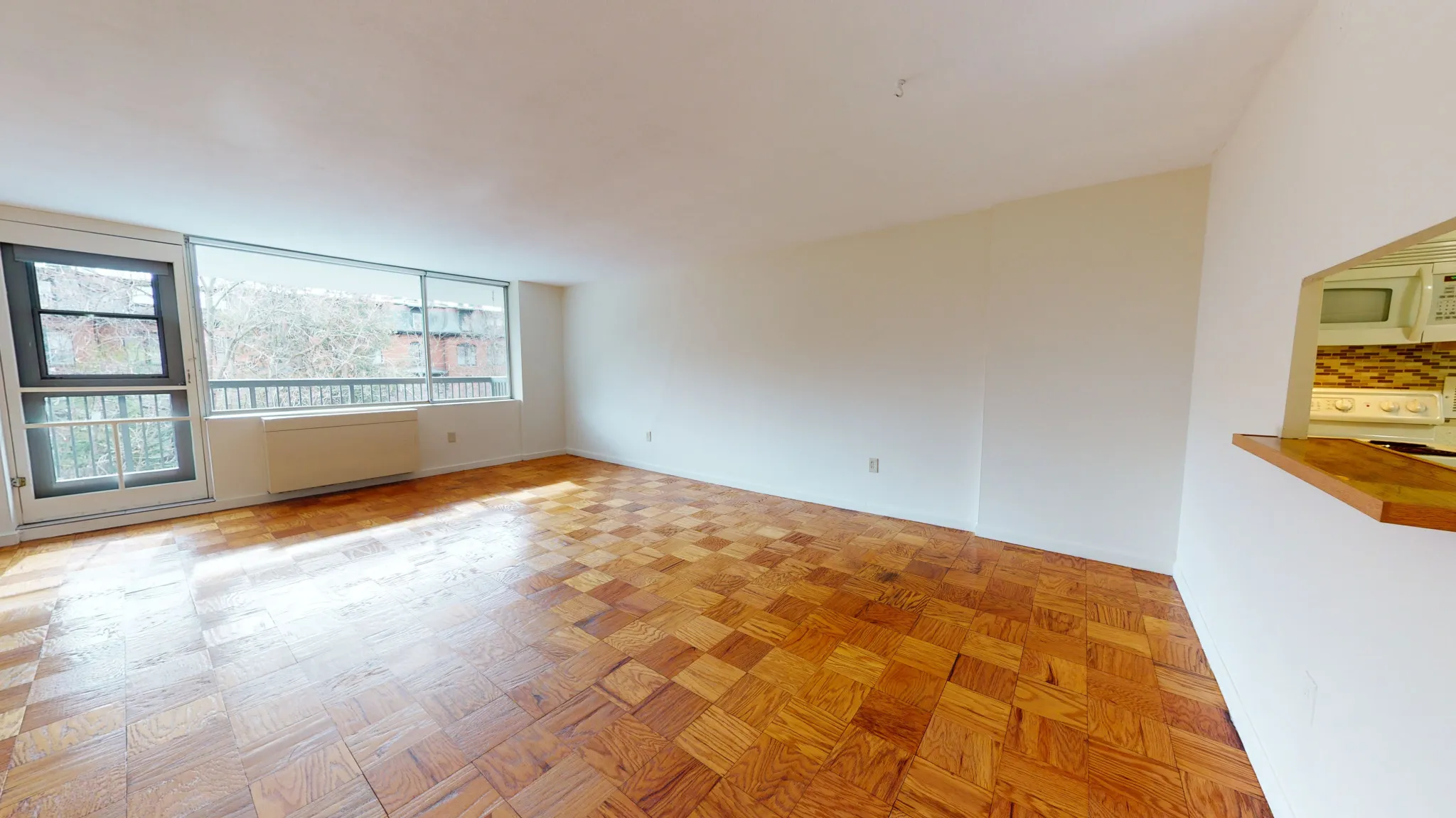 101 Monmouth St, Longwood