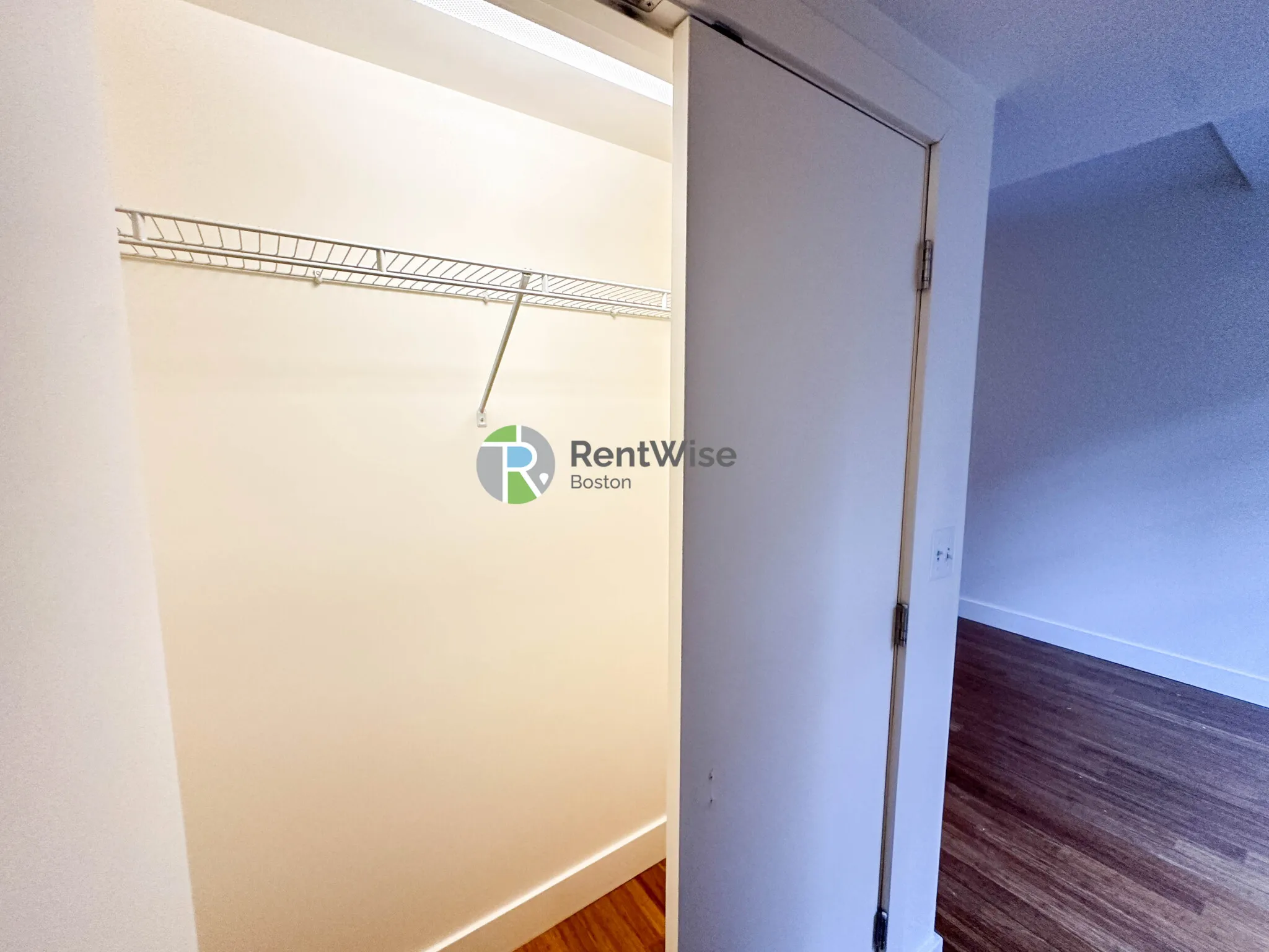 8 Winter St, Downtown