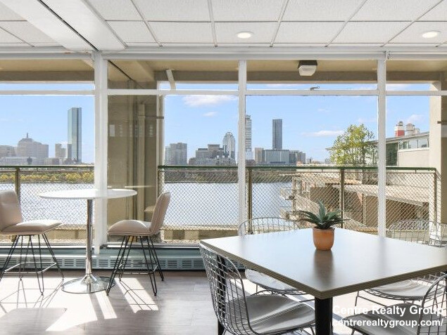 100 Memorial Dr, Kendall Square