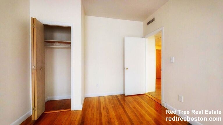 1131 Commonwealth Ave, Allston