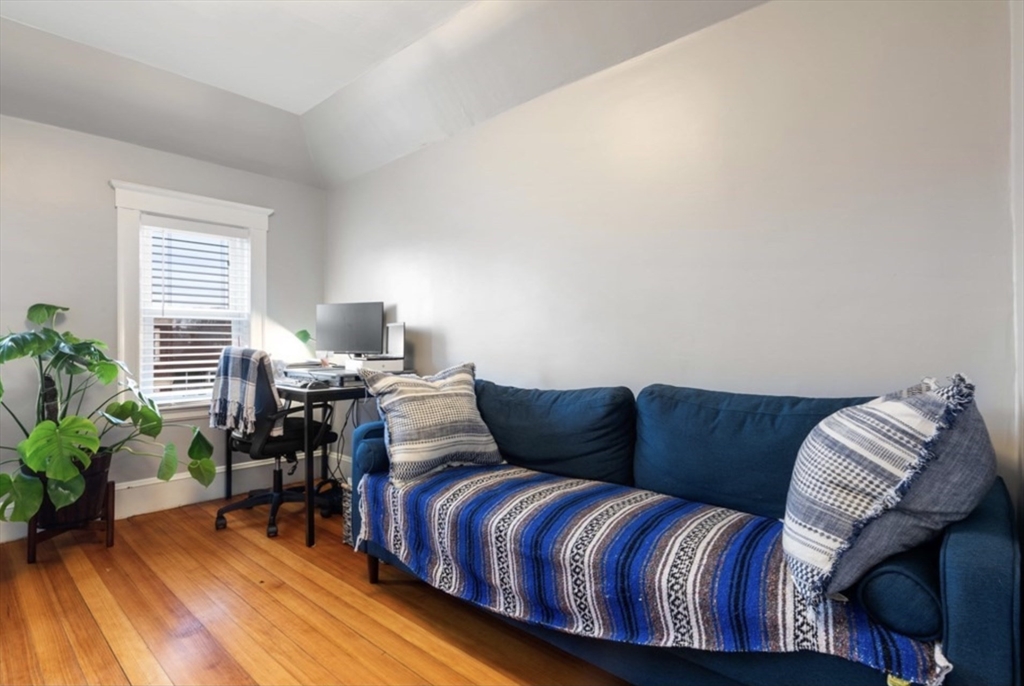 439 Ashmont St, Dorchester