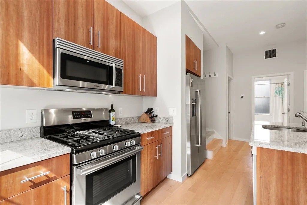 19 Cooper St, North End