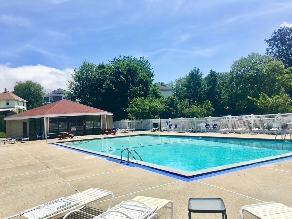 185 Quincy Shore Dr, Quincy