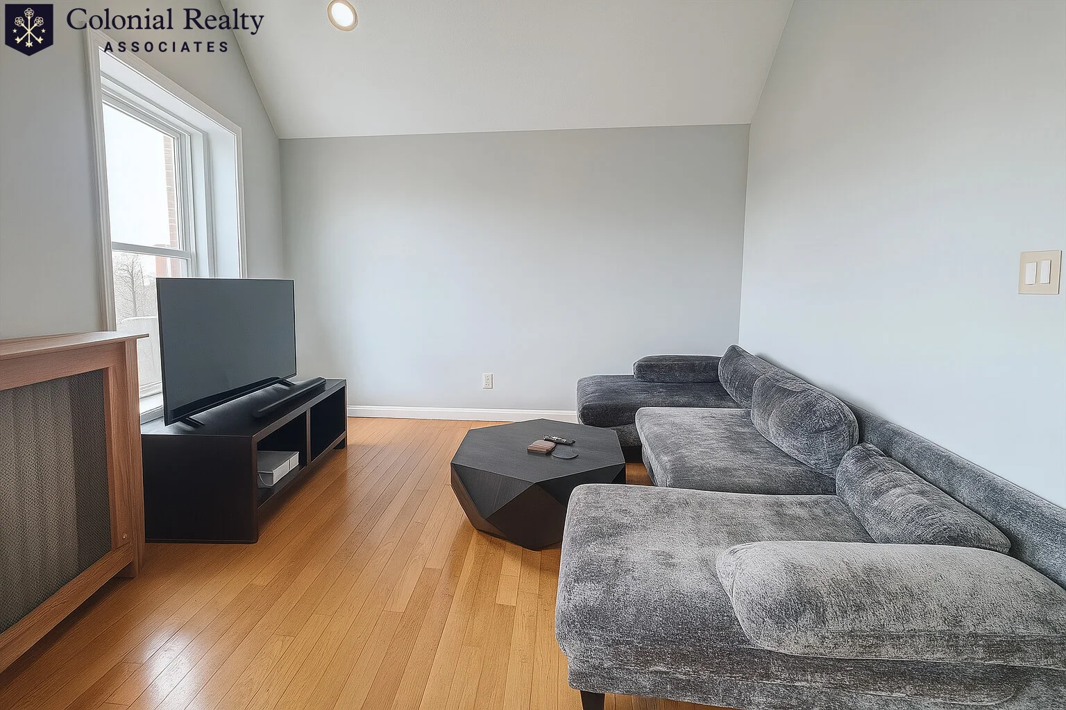 149 Harvard St, Coolidge Corner