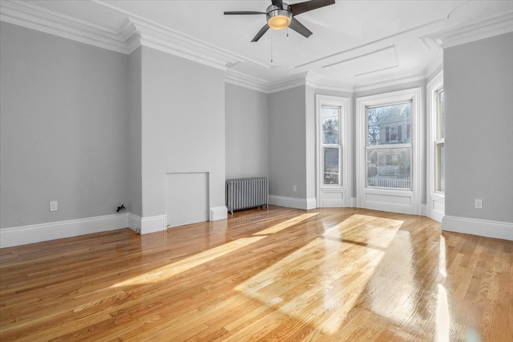 34 Neponset Ave, Hyde Park