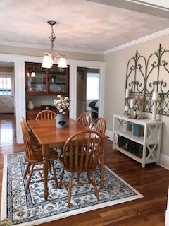 32 Irvington Rd, West Somerville