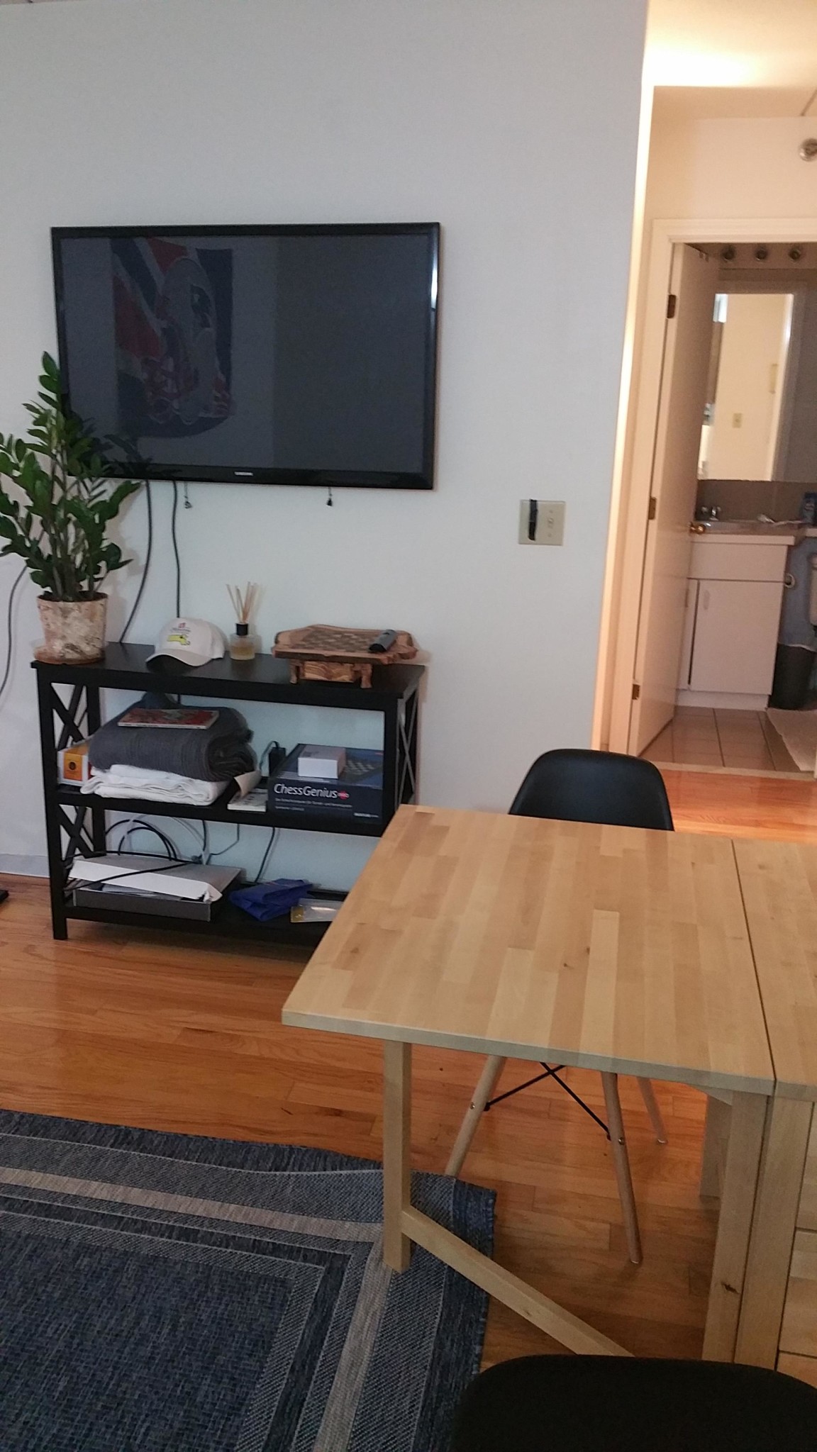 1933 Commonwealth Ave, Brighton