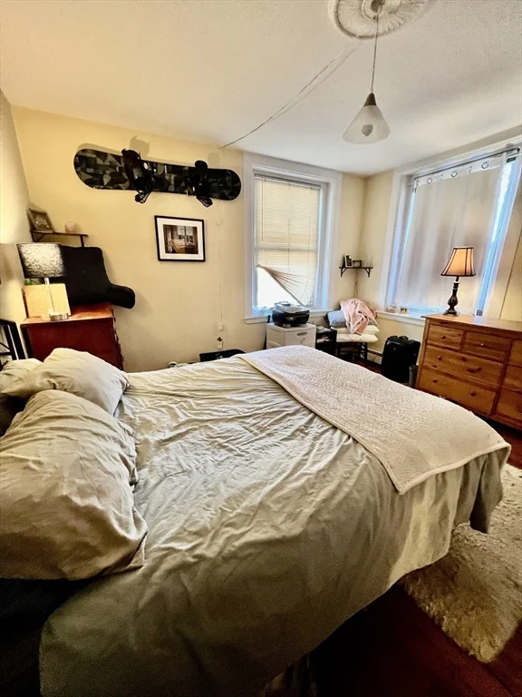 2 Pearl St, Charlestown