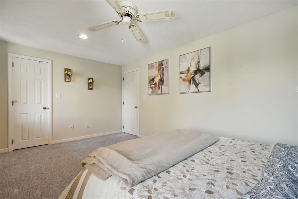 125 Chapin Rd, Hudson