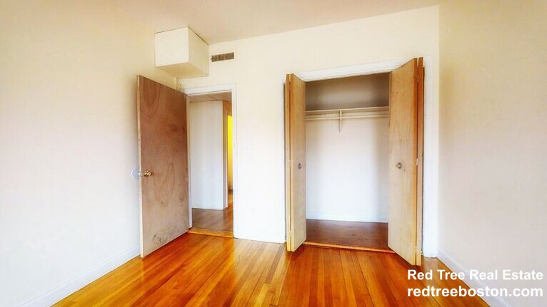 1131 Commonwealth Ave, Allston