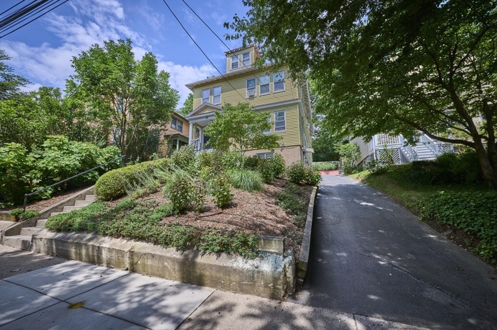 25 Mendum St, Jamaica Plain