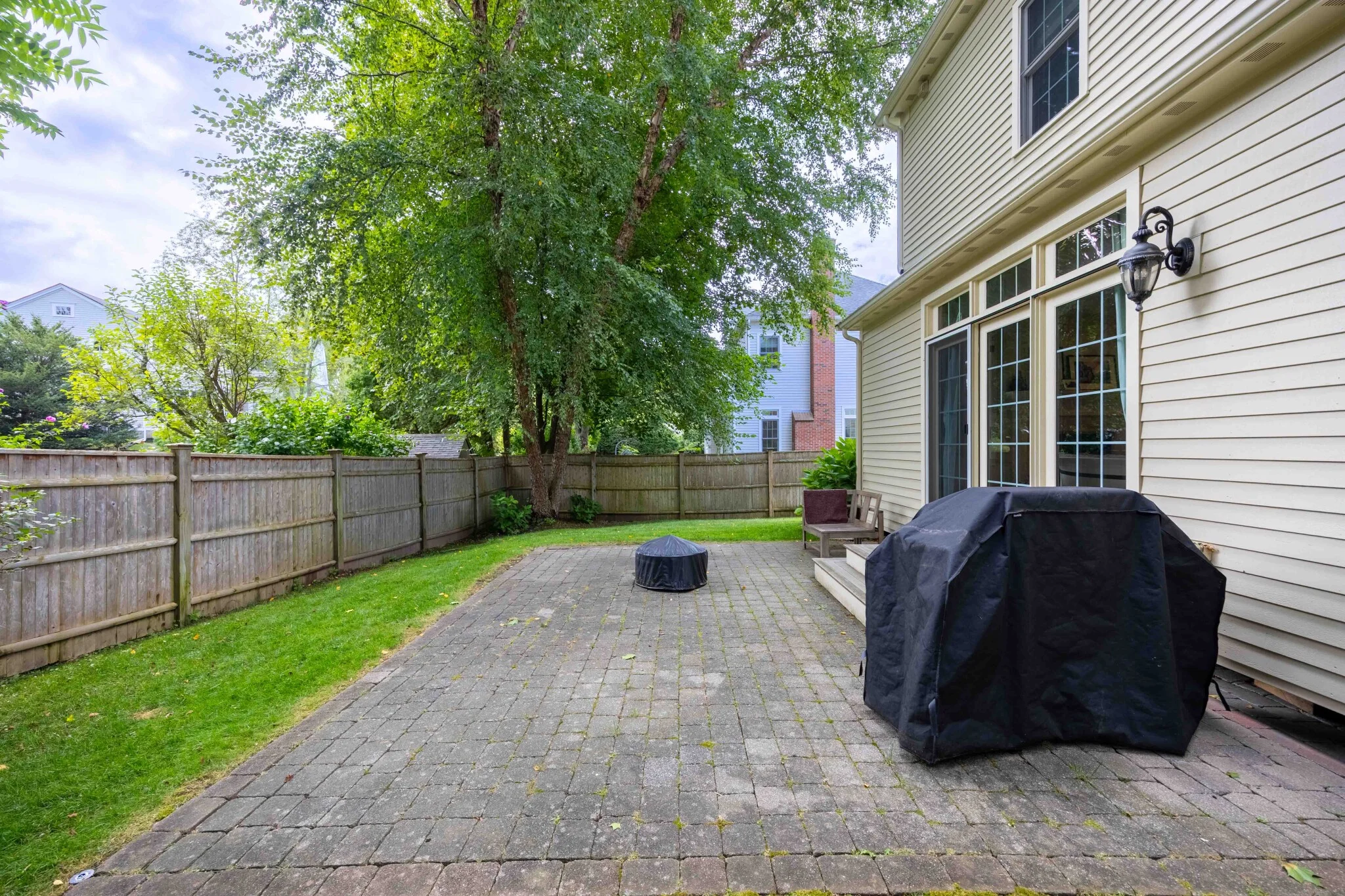 27 Mellon Rd, Wellesley