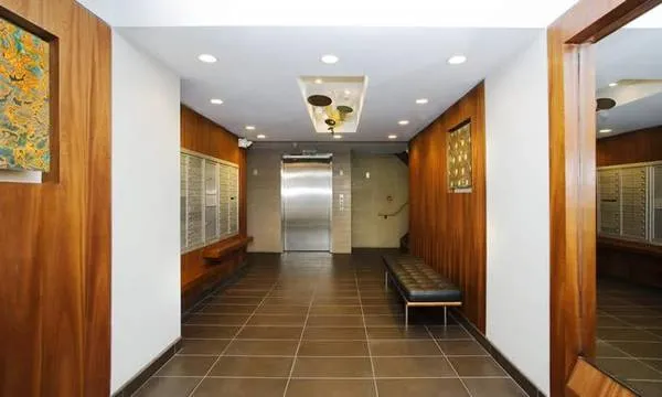 345 Franklin St, Riverside