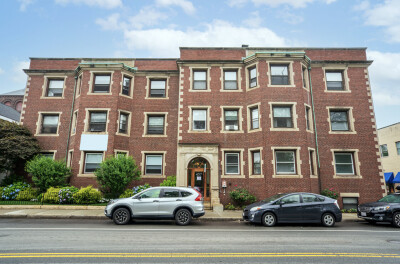 457 Centre St, Newton Corner