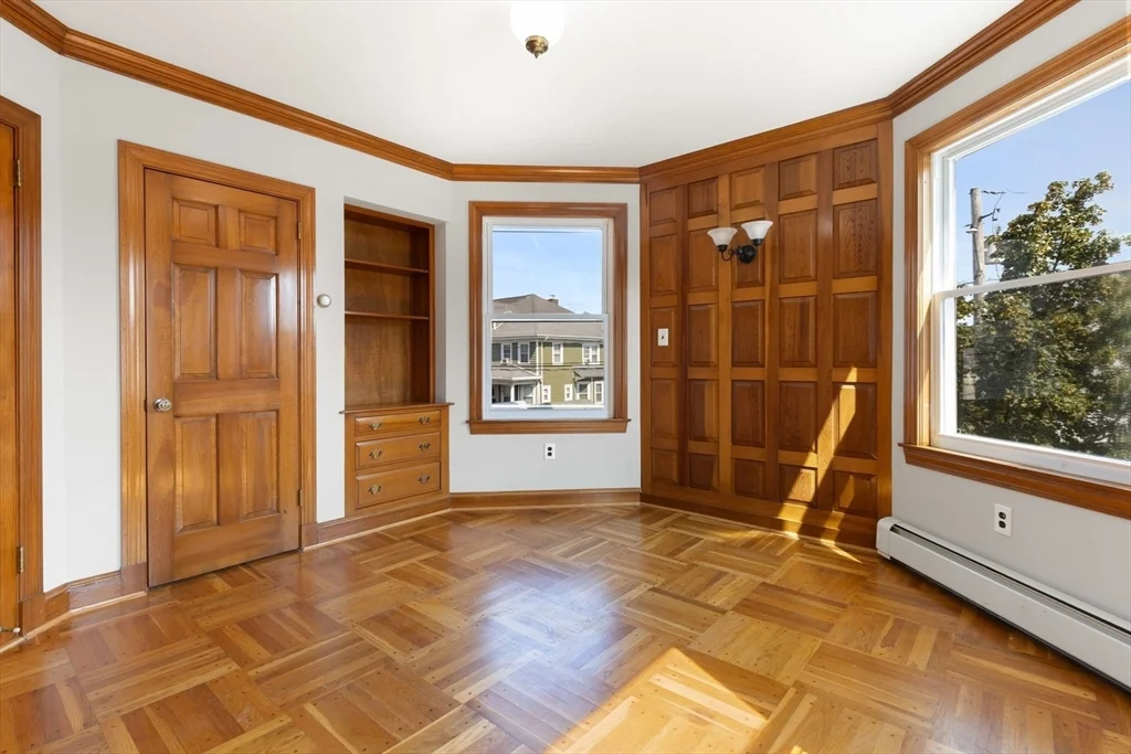 17 Shirley St, Quincy