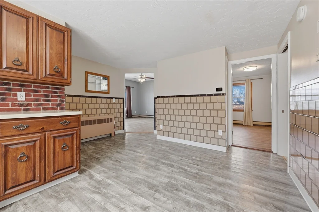 586 Franklin St, Worcester