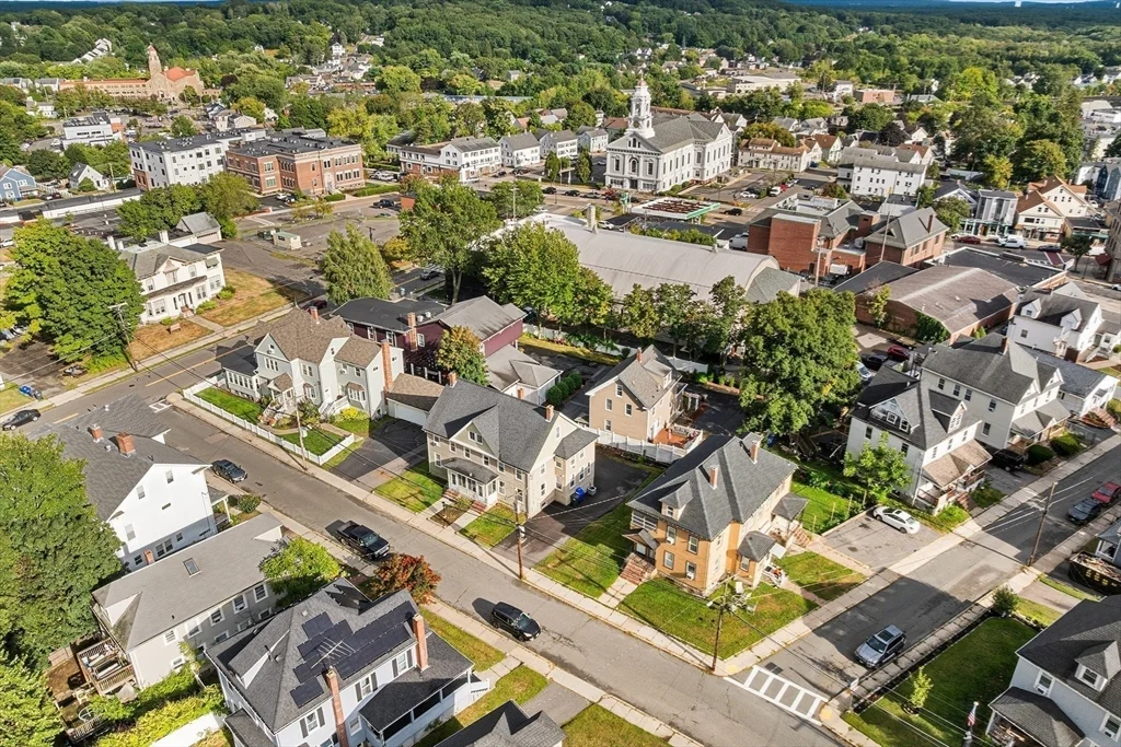 4 State St, Milford