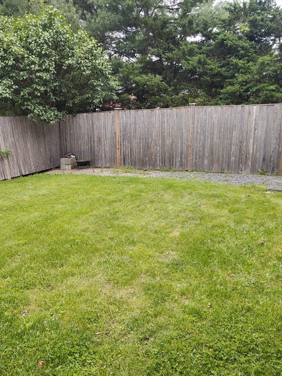 20 Fay Ct, Marlborough