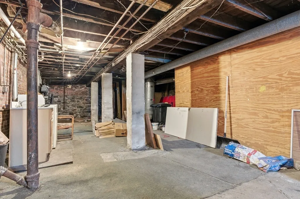 204 Washington St, Prospect Hill